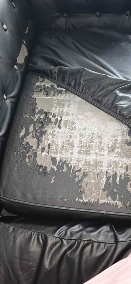 Photo of free 2 and 3 seater sofa (Elephant and castle) #2