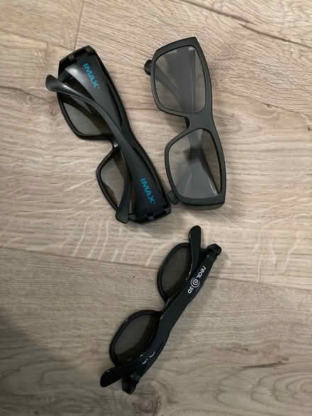 Photo of free 3D glasses (Loughton IG10) #1