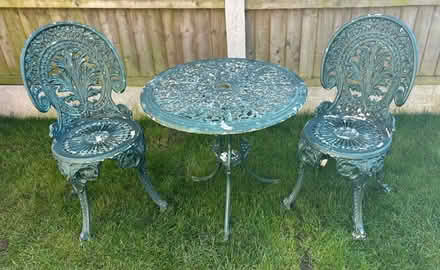 Photo of free Metal table and chairs (DE65) #1