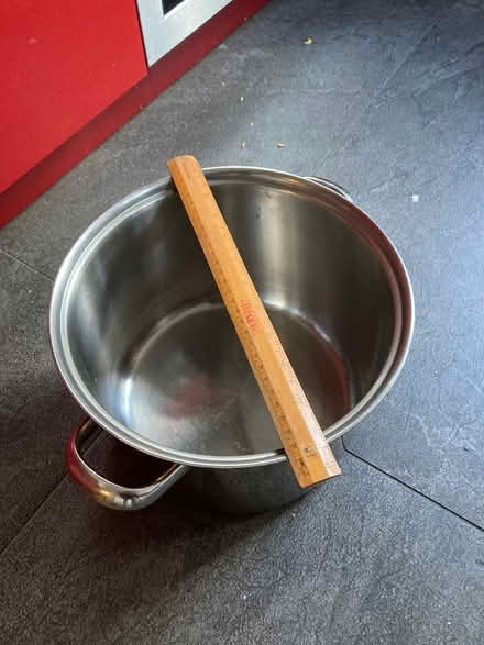Photo of free Large stock pot (Heaton Moor, Stockport SK4) #2