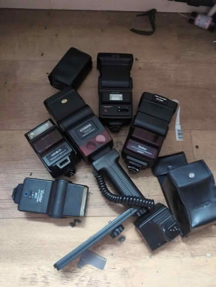 Photo of free Old camera flashes (Northallerton) #1