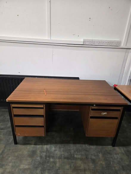 Photo of free Desk (Newtown RG1) #1