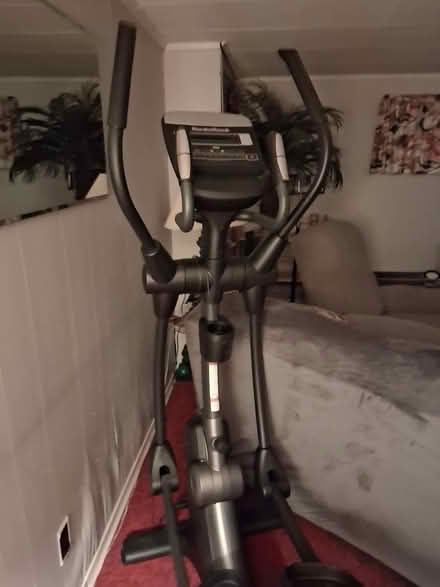 Photo of free nordic track (East End of Belleville) #1