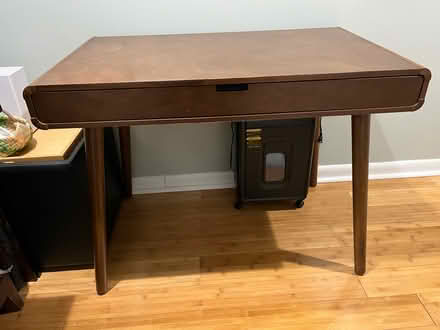 Photo of free Mid-century style desk (Mantua) #1