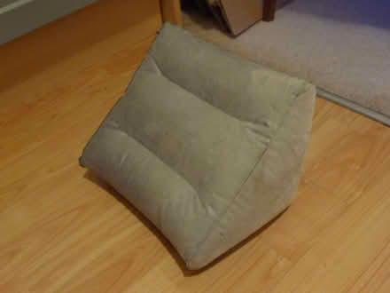 Photo of free Inflatable camping pillow (Oxford OX4) #2