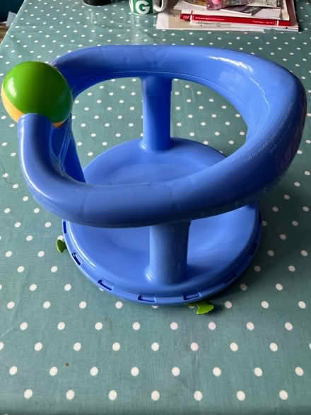 Photo of free Baby bath seat (Newington ME9) #2