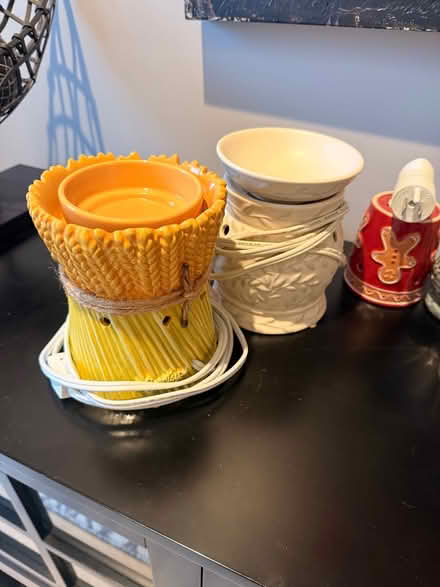 Photo of free Scentsy Wax Warmers (Westmoore near Broadlands) #2
