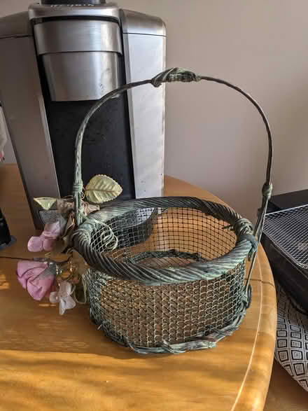 Photo of free Wire basket (Belford, N.J.) #1