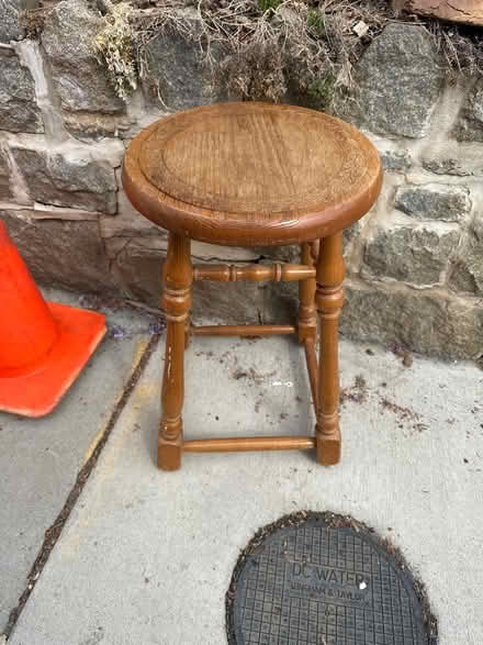 Photo of free Stool (Park View - Colombia Heights) #2