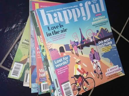 Photo of free Happiful magazines (Shirley B90) #1
