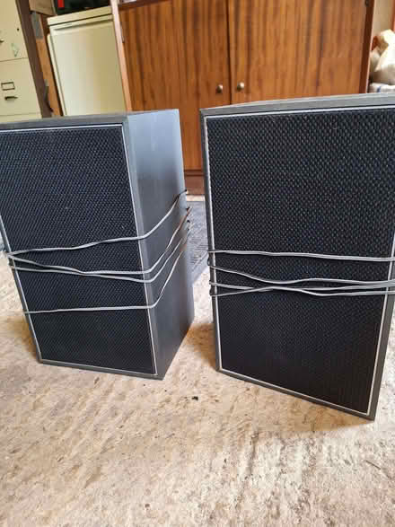 Photo of free speakers (Headington Quarry OX3) #1