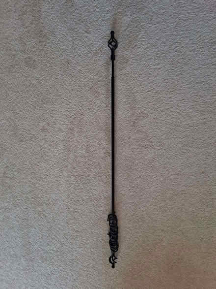 Photo of free black metal extendable curtain pole (Northcourt OX14) #1