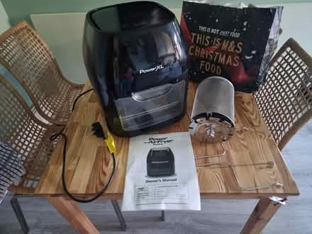Photo of free Air fryer, handle broken (Sale M33) #1
