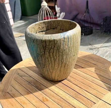 Photo of free Plant pot (Goffs Oak EN7) #1