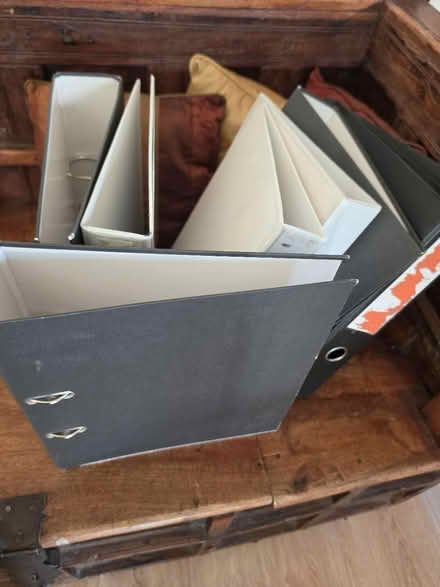 Photo of free A4 binders & Files (Croydon, CR0) #2