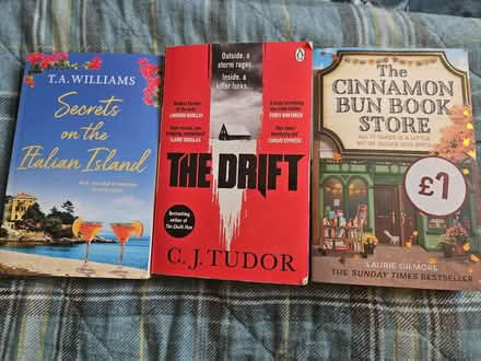 Photo of free Assorted Books (Aylesbury HP20) #1