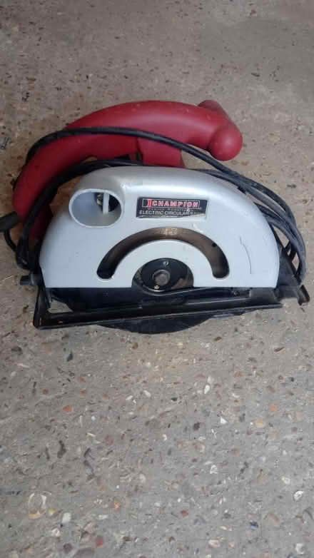 Photo of free Circular saw (Horsham, near Bennetts Field) #1