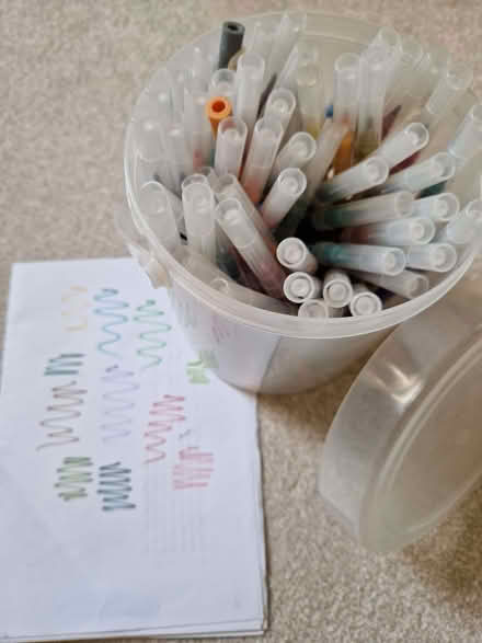 Photo of free About 50 slightly old felt pens (Eastbourne BN21) #1