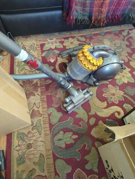 Photo of free Small Dyson Vacuum Cleaner (St Pauls BS2) #4
