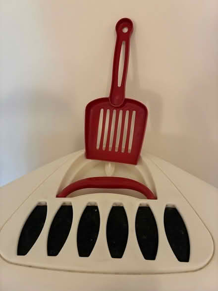 Photo of free Cat litter box (Pinner HA5) #4