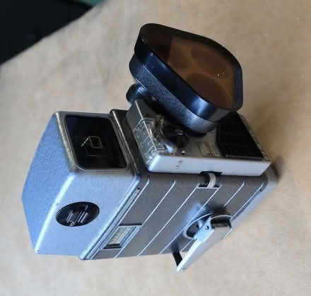 Photo of free Vintage Bell and Howell Turret 8mm Cine Camera & Case (Clayhill TN31) #4