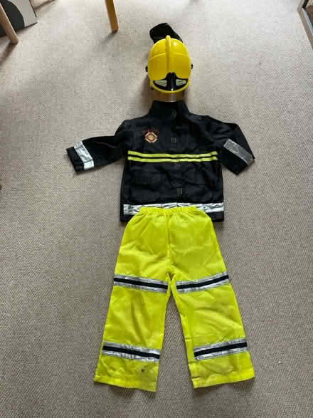 Photo of free B13 - kids dressing up firefighter (kings heath B13) #1