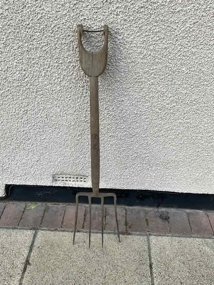 Photo of free Garden fork (Orpington BR5) #1