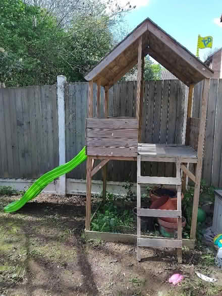 Photo of free Playhouse with Slide (Vange SS16) #1