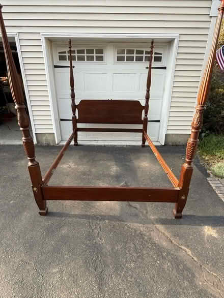 Photo of free Queen Size 4 Post Bed (Pittstown NJ) #1