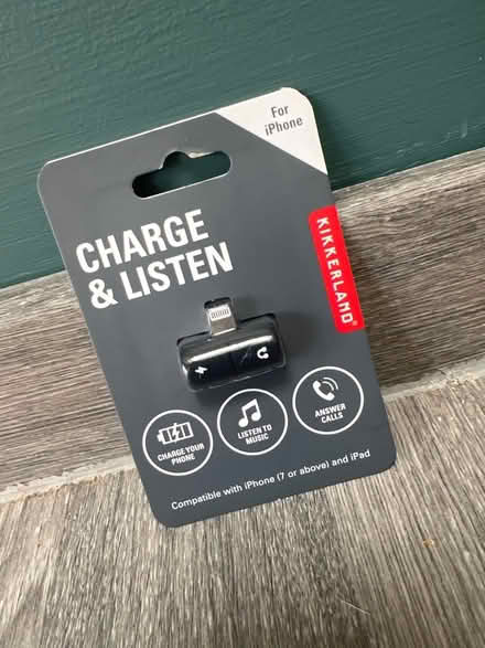 Photo of free Charge and Listen for Iphone. As New (Southsea PO4) #1