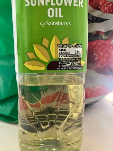 Photo of free Unused sunflower oil (Brighton BN2) #1
