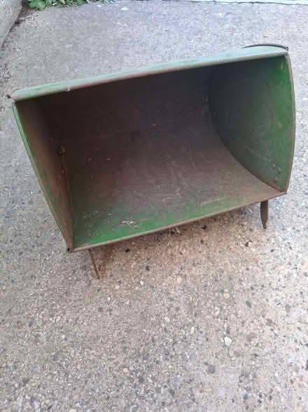 Photo of free Old metal Qualcast lawnmower grass collector (Northcourt OX14) #2