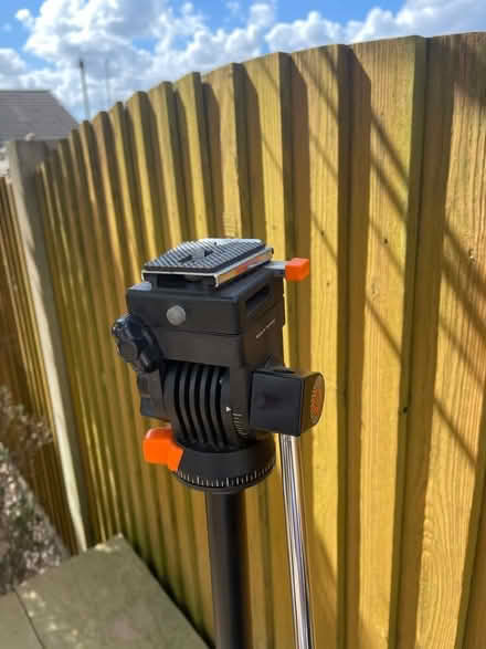 Photo of free Camera tripod (Hala LA1) #3