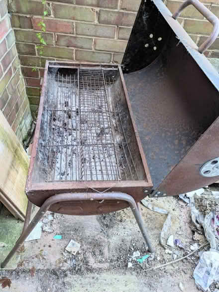 Photo of free Metal BBQ (DA7) #2
