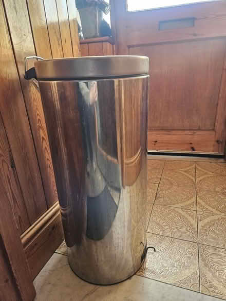 Photo of free Tall pedal kitchen bin (Cambridge) #2