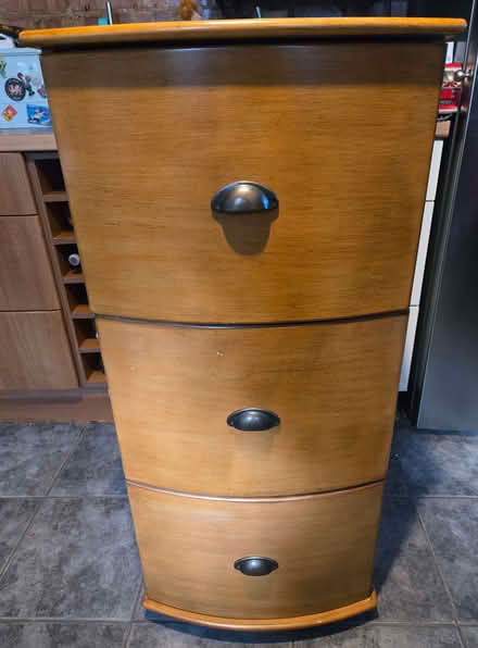 Photo of free Three Drawer Filing Cabinet with Foolscap Suspension Files (Bozeat NN29) #1