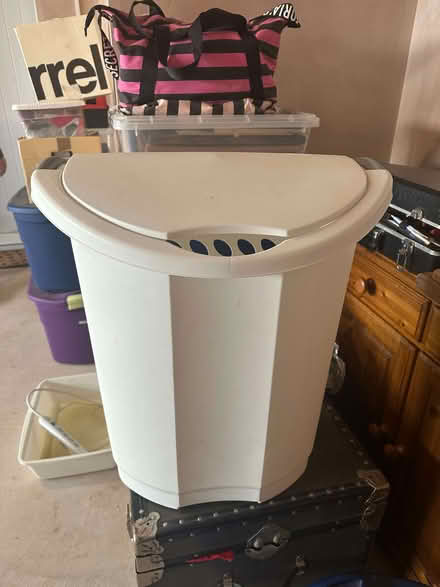 Photo of free Plastic Laundry Hamper (Hulme Walfield CW12) #1