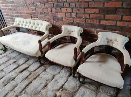 Photo of free Edwardian style sofa and chairs (Sharow S11) #2