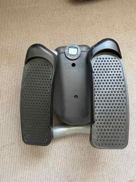 Photo of free Rowing machine and step machine (London SW1V) #2