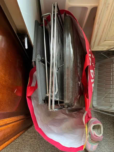 Photo of free Spare oven racks and grills (Brenchley TN12) #1