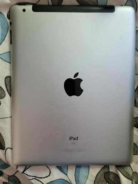 Photo of free 2011 iPad (North Oakland) #1