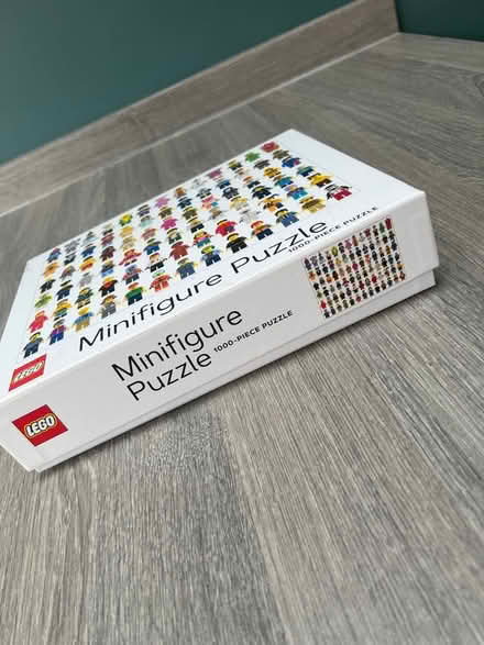 Photo of free 1000 Piece Lego Minifigure Jigsaw Puzzle. (Southsea PO4) #3