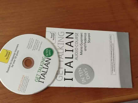Photo of free Italian dictionary and course with CD (Carterton OX18) #2