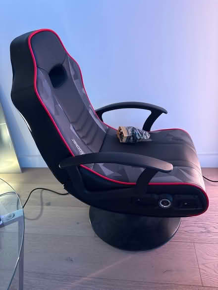 Photo of free X Rocker Kid Gaming chair (Archway N19) #3