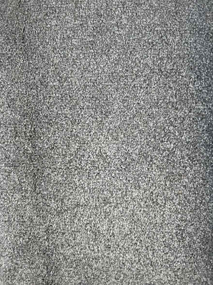 Photo of free Good quality carpet and underlay (Ng9 3qs) #2