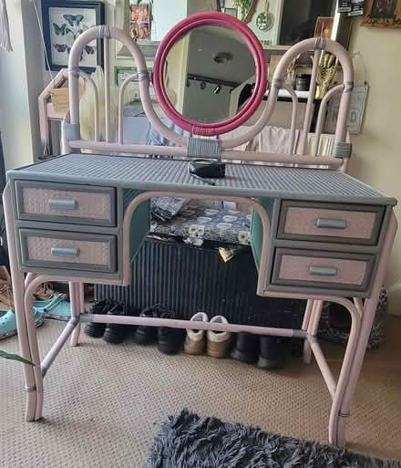 Photo of free Desk (Hampden Park) #1