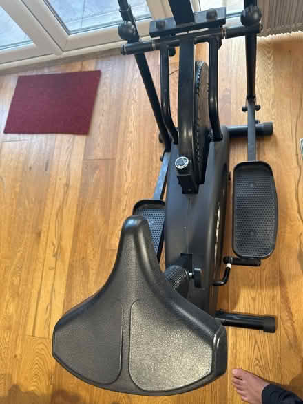 Photo of free Exercise cycle (Tw32db) #3