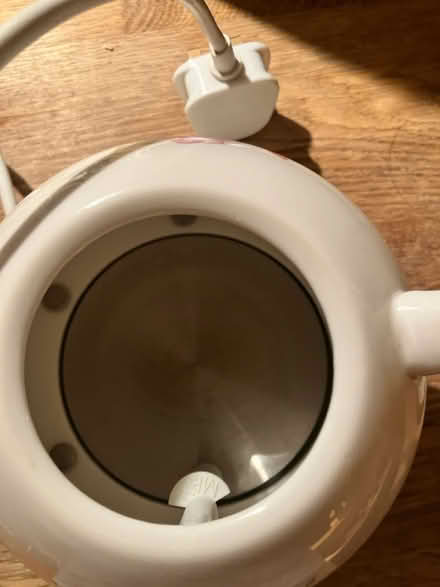 Photo of free Electric Tea pot/kettle object (Brighton BN2) #3