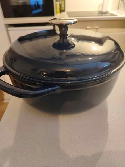Photo of free Kordisen Cast Iron Dutch Oven Pot (Clontarf) #3