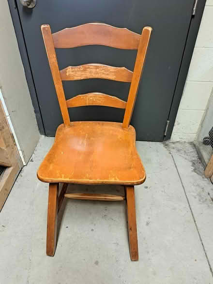 Photo of free kitchen/dining room chairs (Little Italy) #2